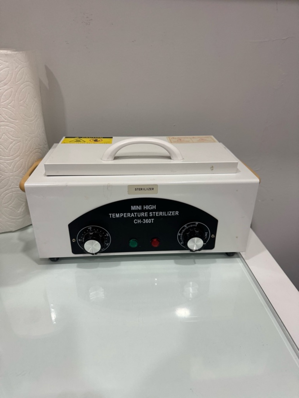 Mini High Temperature Sterilizer CH-360T - White